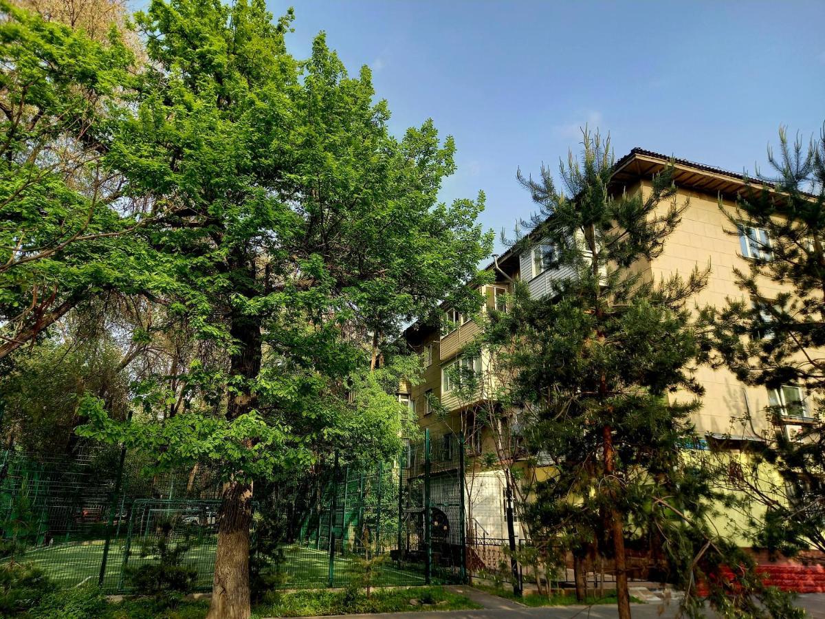 Квартира На Набережной Almaty Exterior photo